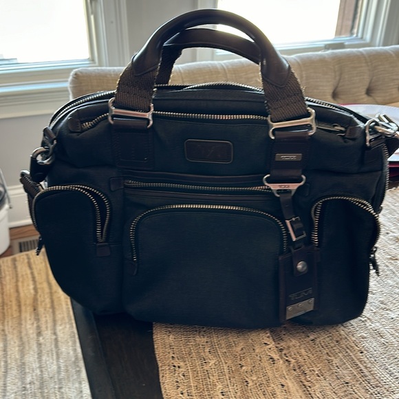 Tumi briefcase - Picture 2 of 8